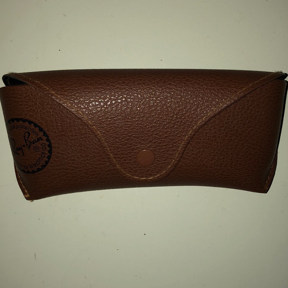 Rayban Case
